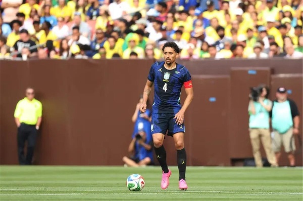 ماركينيوس بعد الفوز على مصر درجة الحرارة ستكون عامل حاسم في نتائج مباريات كأس العالم ماركينيوس بعد الفوز على مصر درجة الحرارة ستكون عامل حاسم في نتائج مباريات كأس العالم