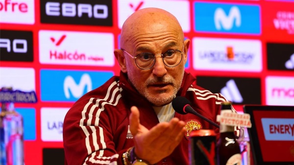 صدام بين ثنائي منتخب إسبانيا خلال التدريبات استعداد ا لمواجهة بيرو ودي ا صدام بين ثنائي منتخب إسبانيا خلال التدريبات استعداد ا لمواجهة بيرو ودي ا
