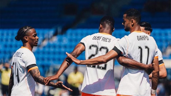 جاكبو يقود هولندا لفوز مثير على أوزبكستان ودي ا قبل كأس العالم