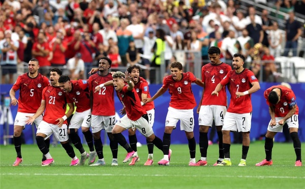 لاعب منتخب مصر يوجه رسالة لـ الرئيس السيسي قبل مواجهة الأرجنتين ويقدم وعد ا لاعب منتخب مصر يوجه رسالة لـ الرئيس السيسي قبل مواجهة الأرجنتين ويقدم وعد ا