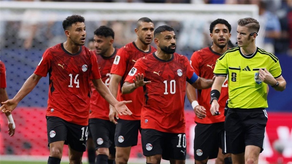 تفوق على أخطائه شبكة تحكيمية تقيم أداء حكم مباراة مصر والأرجنتين تفوق على أخطائه شبكة تحكيمية تقيم أداء حكم مباراة مصر والأرجنتين