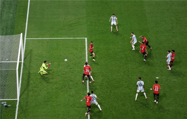بينها هدفين بمباراة مصر والأرجنتين الأهداف المرشحة للأفضل في دور الـ16 من كأس العالم بينها هدفين بمباراة مصر والأرجنتين الأهداف المرشحة للأفضل في دور الـ16 من كأس العالم