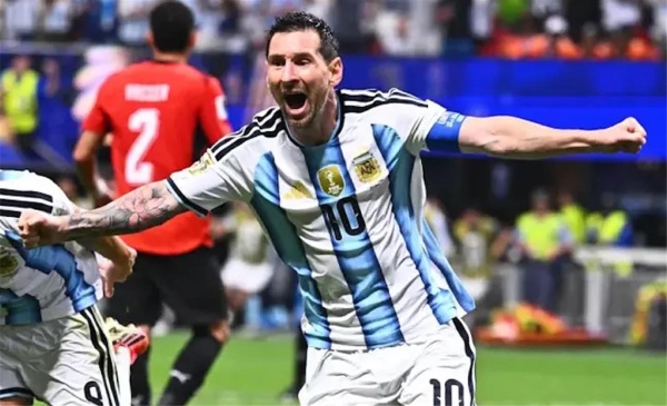 التاسعة تقترب كأس العالم يضاعف فرص ميسي في الفوز بالكرة الذهبية 966 التاسعة تقترب كأس العالم يضاعف فرص ميسي في الفوز بالكرة الذهبية 966