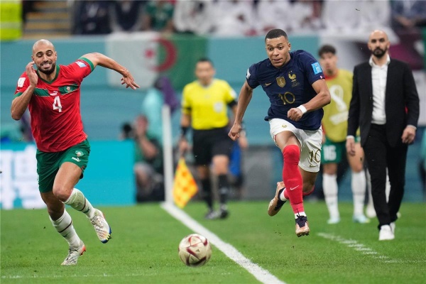 معلقين مباراة المغرب وفرنسا اليوم في كأس العالم 2026 معلقين مباراة المغرب وفرنسا اليوم في كأس العالم 2026