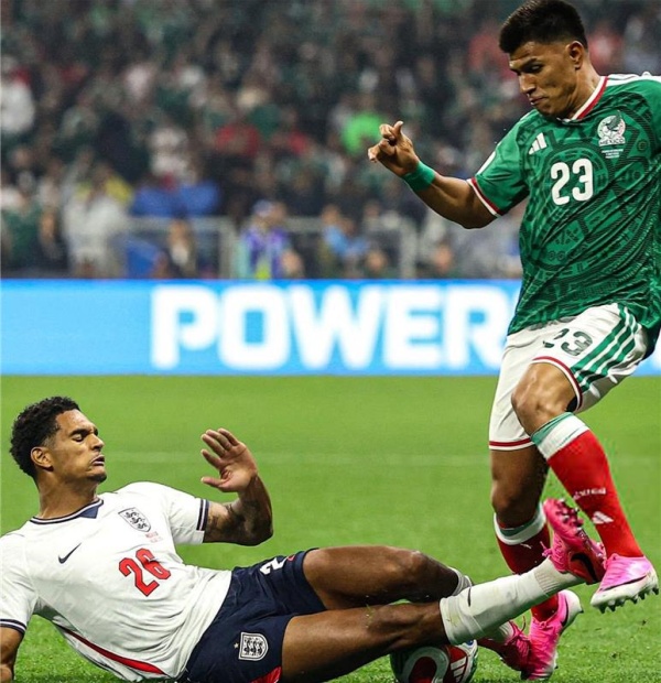 رد فعل الاتحاد الإنجليزي على إيقاف كوانساه مباراتين في كأس العالم رد فعل الاتحاد الإنجليزي على إيقاف كوانساه مباراتين في كأس العالم