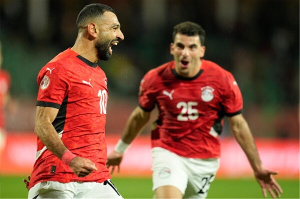 شبكة تركية تكشف لماذا ينفي رئيس طرابزون سبور الاتفاق مع محمد صلاح