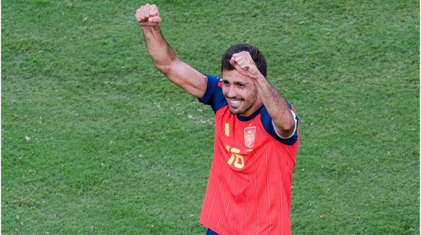آس برشلونة يتخذ خطوة جدية في سعيه لضم رودري آس برشلونة يتخذ خطوة جدية في سعيه لضم رودري