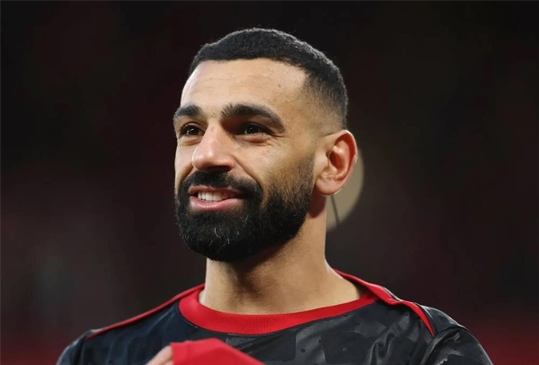 موعد وصول محمد صلاح إلى تركيا للتوقيع مع طرابزون سبور موعد وصول محمد صلاح إلى تركيا للتوقيع مع طرابزون سبور