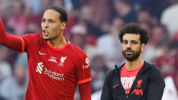رد فعل فان دايك على انتقال محمد صلاح إلى طرابزون سبور