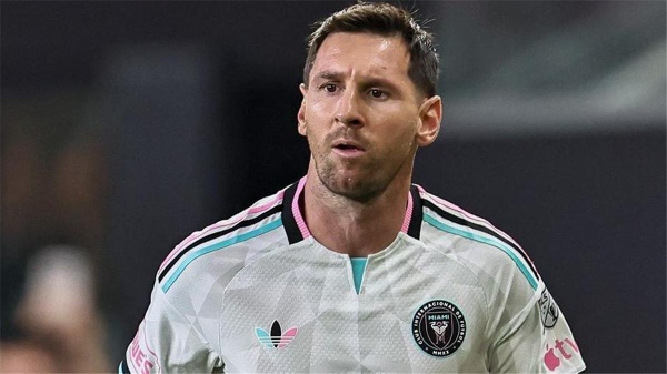 لاعب إنتر ميامي يساند ميسي بلفتة رائعة خلال مواجهة مونتيري لاعب إنتر ميامي يساند ميسي بلفتة رائعة خلال مواجهة مونتيري