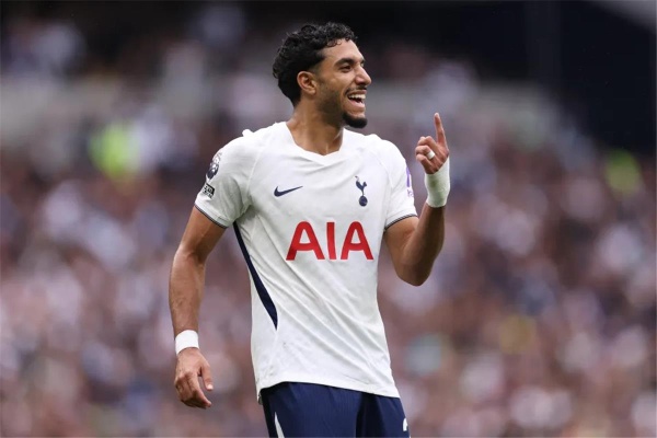 من أجل توتنهام ميدو يوجه نصيحة ذهبية لـ دي زيربي بشأن مرموش من أجل توتنهام ميدو يوجه نصيحة ذهبية لـ دي زيربي بشأن مرموش