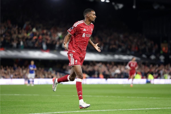 ترتيب هدافي الدوري الإنجليزي بعد ثنائية إيزاك أمام إيبسويتش تاون ترتيب هدافي الدوري الإنجليزي بعد ثنائية إيزاك أمام إيبسويتش تاون