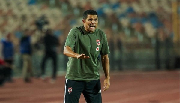 انطلاقة عموتة تعيد ذكريات جوزيه وفايلر وكولر هل يستعيد الأهلي لقب الدوري انطلاقة عموتة تعيد ذكريات جوزيه وفايلر وكولر هل يستعيد الأهلي لقب الدوري