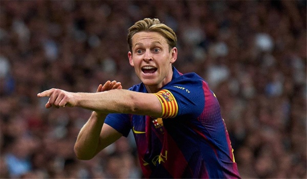 موندو ديبورتيفو برشلونة يستعد لاتخاذ قرار حاسم بشأن دي يونج