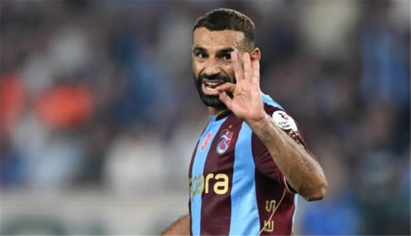 عاصفة في طرابزون ولفتة احترام ماذا قالت الصحافة التركية عن محمد صلاح بعد رباعيته في الدوري
