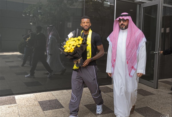 فيديو الاتحاد ي علن التعاقد مع فينالدوم ورسالة حماسية من اللاعب فيديو الاتحاد ي علن التعاقد مع فينالدوم ورسالة حماسية من اللاعب