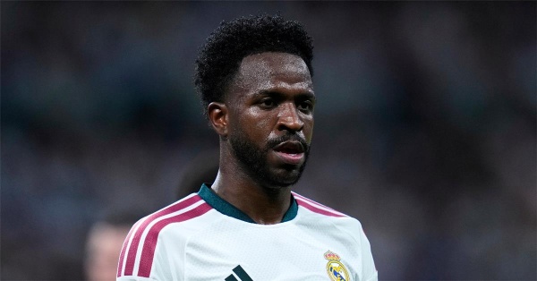 تقارير جماهير ريال مدريد تفقد صبرها تجاه فينيسيوس
