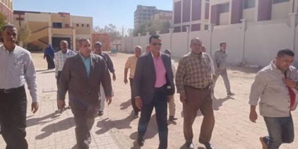 وفاة معلمة بسوهاج تفتح ملف الأتوبيس الطائر مطالب بالتحقيق في أساليب متابعة المدارس