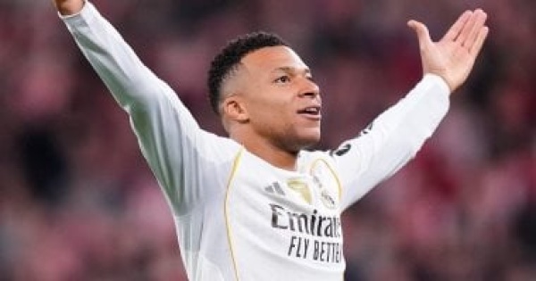 مبابي مورينيو مدرب يعرف كيف يفوز مبابي مورينيو مدرب يعرف كيف يفوز