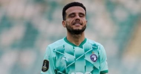 مصطفى فتحى يصل للهدف رقم 100 خلال مسيرته بعد تسجيله فى المريخ بنتيو مصطفى فتحى يصل للهدف رقم 100 خلال مسيرته بعد تسجيله فى المريخ بنتيو