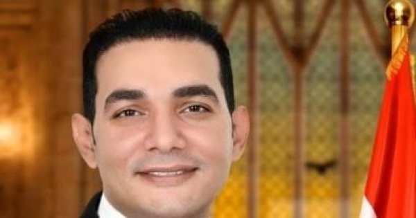 نشأت حتة مشيد ا بقرار زيادة المعاشات الرئيس السيسى ينحاز دائم ا للبسطاء