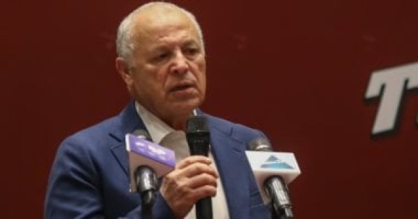 أبو ريدة يشكر المقاولون العرب على استضافة تدريبات منتخب جنوب أفريقيا أبو ريدة يشكر المقاولون العرب على استضافة تدريبات منتخب جنوب أفريقيا