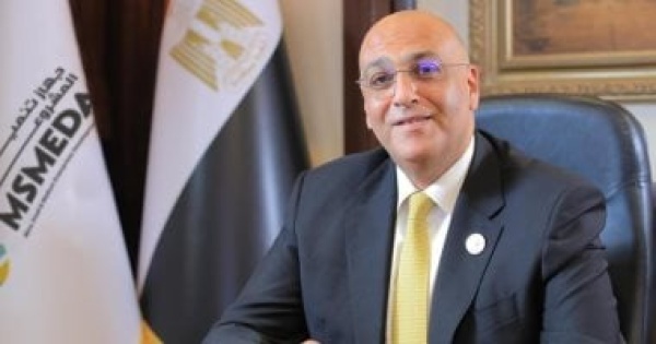 باسل رحمي يهنئ مصطفى إسماعيل الرئيس التنفيذى الجديد لجهاز تنمية المشروعات باسل رحمي يهنئ مصطفى إسماعيل الرئيس التنفيذى الجديد لجهاز تنمية المشروعات