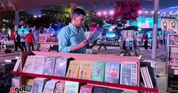 عصير الكتب تقدم جرعة ثقافية لزوار الفان زون بالعاصمة الجديدة