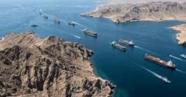 خارجية إيران لا عبور آمن في مضيق هرمز دون الالتزام بالتنسيق والسيادة الإيرانية