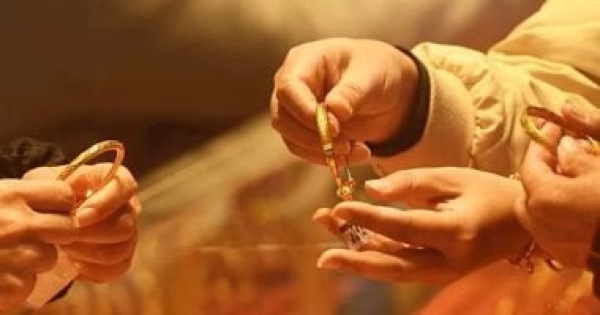 أسعار الذهب اليوم الجمعة 3 يوليو 2026 عيار 24 يسجل 6640 جنيها أسعار الذهب اليوم الجمعة 3 يوليو 2026 عيار 24 يسجل 6640 جنيها