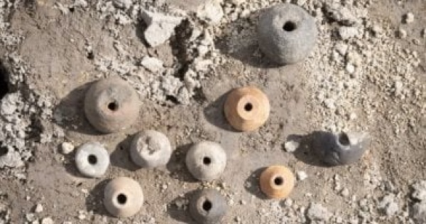 مساحته تعادل 10 ملاعب كرة اكتشاف مركز ضخم للنسيج يعود إلى عصر الفايكنج مساحته تعادل 10 ملاعب كرة اكتشاف مركز ضخم للنسيج يعود إلى عصر الفايكنج