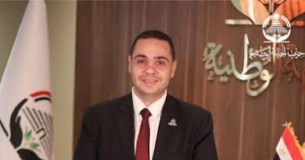 النائب عادل عتمان تنشيط الحياة الحزبية وتأهيل الشباب يعكسان رؤية القيادة النائب عادل عتمان تنشيط الحياة الحزبية وتأهيل الشباب يعكسان رؤية القيادة