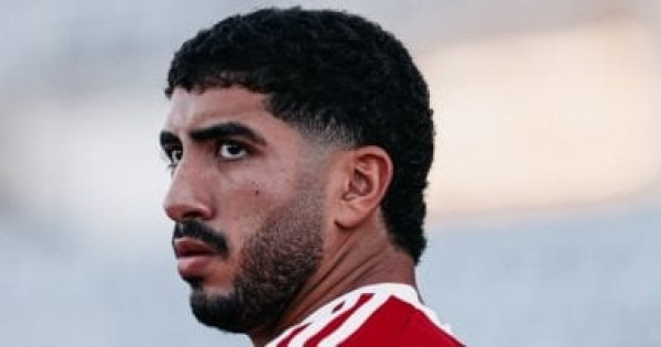 هويسكا الإسباني يراقب أحمد الشيخ بعد تألقه مع شباب الأهلي