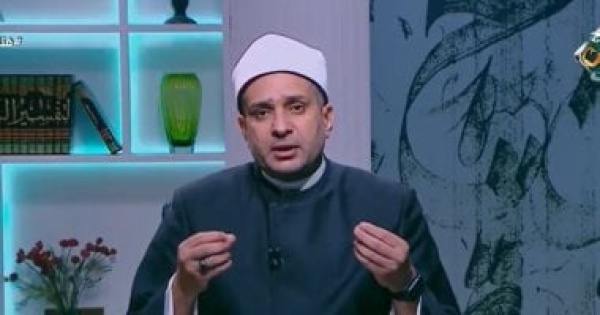 هل يجوز للمرأة ارتداء البنطلون الجينز الواسع أمين الافتاء يوضح الضوابط الشرعية هل يجوز للمرأة ارتداء البنطلون الجينز الواسع أمين الافتاء يوضح الضوابط الشرعية