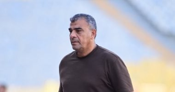 الجمل يحذر لاعبى الاتحاد من تكرار الأخطاء أمام الطلائع ويهدد المقصرين بالدكة الجمل يحذر لاعبى الاتحاد من تكرار الأخطاء أمام الطلائع ويهدد المقصرين بالدكة