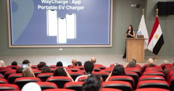 مصر للمعلوماتية تعلن ابتكار برنامجين ذكيين لدعم خدمات السيارات الكهربائية وبيع السيارات مصر للمعلوماتية تعلن ابتكار برنامجين ذكيين لدعم خدمات السيارات الكهربائية وبيع السيارات