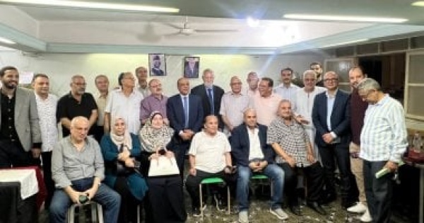التوافق على اختيار الدكتور محمد كامل رئيس ا شرفي ا لمكاتب الوفد في المنوفية التوافق على اختيار الدكتور محمد كامل رئيس ا شرفي ا لمكاتب الوفد في المنوفية