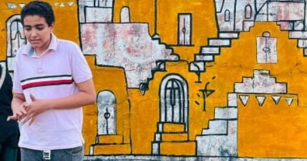 مشروع فنان يواصل تفاعله المجتمعى بجدارية مصريات فى مدينة 15 مايو مشروع فنان يواصل تفاعله المجتمعى بجدارية مصريات فى مدينة 15 مايو