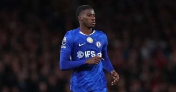الهلال يفاوض تشيلسي لضم مامادو سار وسط منافسة ريال سوسيداد الهلال يفاوض تشيلسي لضم مامادو سار وسط منافسة ريال سوسيداد