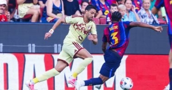 60 دقيقة الأهلي 1 2 برشلونة زيزو يعدل النتيجة وتغييرين للأحمر 60 دقيقة الأهلي 1 2 برشلونة زيزو يعدل النتيجة وتغييرين للأحمر