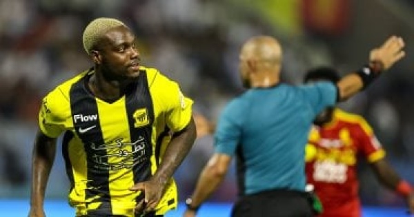 اتحاد جدة يخطف الفوز من القادسية بهدف نظيف في الدوري السعودي اتحاد جدة يخطف الفوز من القادسية بهدف نظيف في الدوري السعودي