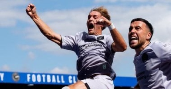 هدف مرشح لبوشكاش لاعب بريستول يسجل هدفا خرافيا بدوري تشامبيونشيب فيديو هدف مرشح لبوشكاش لاعب بريستول يسجل هدفا خرافيا بدوري تشامبيونشيب فيديو
