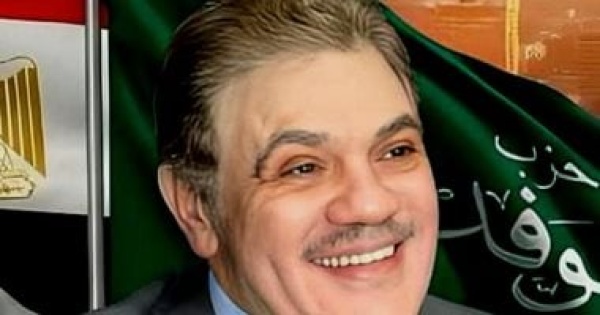 رئيس الوفد يعيد تشكيل اتحاد العمال الوفديين