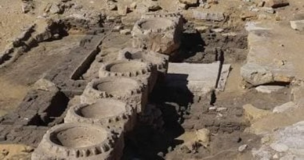 معابد مصرية اندثرت صروح عظيمة محتها الكوارث والتاريخ