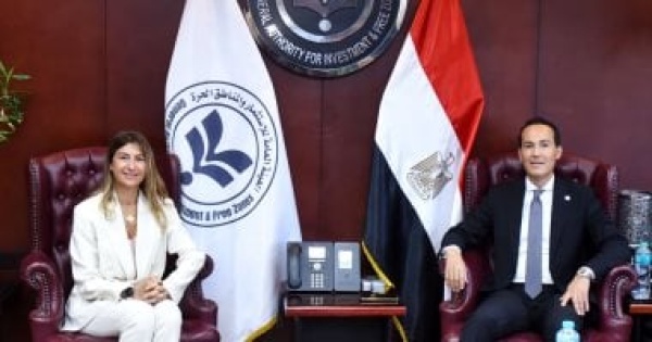 الرئيس هيئة الاستثمار يستقبل رئيس قطاع البنوك الدولية بمجموعة إنتيسا سان باولو
