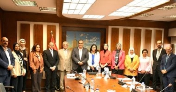 اعتماد مناهج الدبلوم المهنى للإعلام الصحى بمقر الهيئة الوطنية للإعلام اعتماد مناهج الدبلوم المهنى للإعلام الصحى بمقر الهيئة الوطنية للإعلام