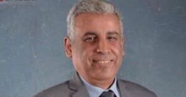عماد الأزرق زيارة الرئيس الصيني لمصر تعكس مكانتها لدى بكين عماد الأزرق زيارة الرئيس الصيني لمصر تعكس مكانتها لدى بكين