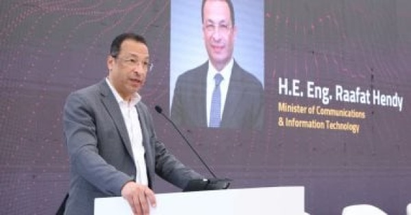 وزير الاتصالات كفاءة وتميز الشباب المصري أحد أهم عناصر قوة القطاع وزير الاتصالات كفاءة وتميز الشباب المصري أحد أهم عناصر قوة القطاع