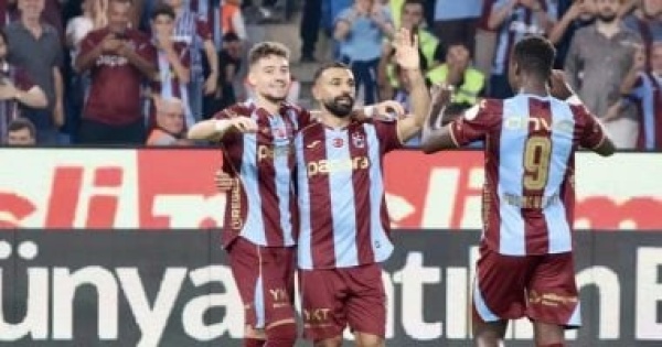ترتيب الدوري التركي محمد صلاح يمنح بشكتاش هدية بعد هاتريك جالاتا سراي ترتيب الدوري التركي محمد صلاح يمنح بشكتاش هدية بعد هاتريك جالاتا سراي