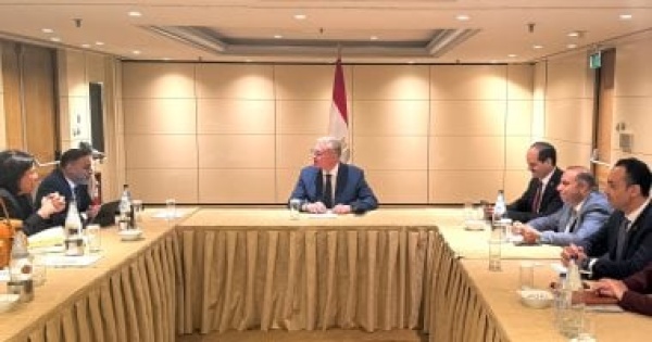 وزير البترول يبحث مع رئيس أركيوس إنرجي تسريع خطط تنمية حقول الغاز وزيادة الإنتاج وزير البترول يبحث مع رئيس أركيوس إنرجي تسريع خطط تنمية حقول الغاز وزيادة الإنتاج